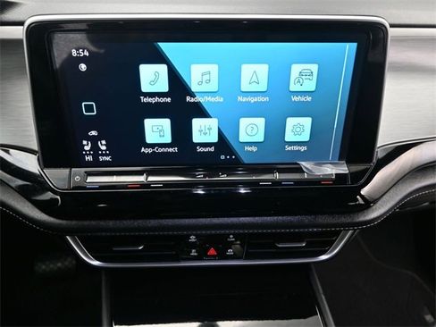 Used 2024 Volkswagen Atlas Cross Sport SE image 15