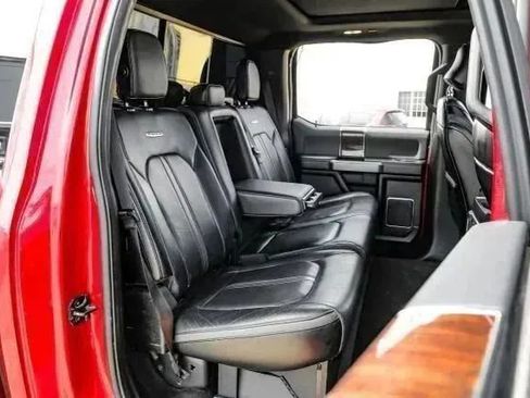 Used 2017 Ford F250 Platinum w/ Platinum Ultimate Package AWD/4WD image 44