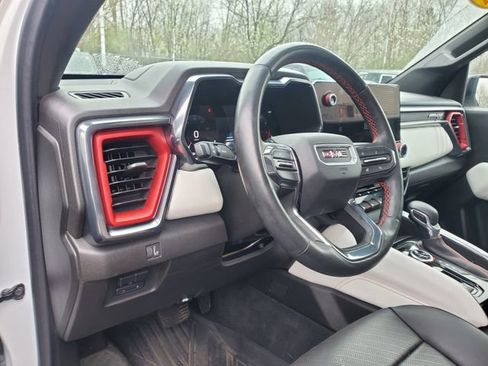 Used 2024 GMC Canyon AT4X AWD/4WD image 21