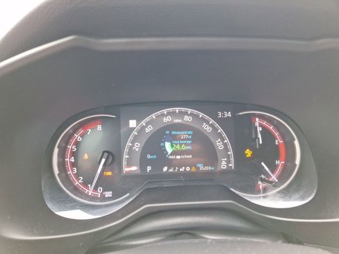 Used 2023 Toyota RAV4 LE image 20