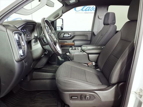 Used 2021 GMC Sierra 2500 SLE w/ SLE Convenience Package image 16