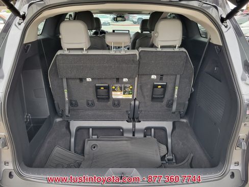 Used 2025 Toyota Sienna XLE w/ XLE Plus Package AWD/4WD image 14