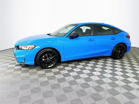 Used 2025 Honda Civic Sport image 4
