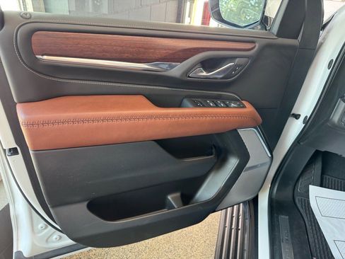 Used 2024 GMC Yukon XL Denali Ultimate image 20