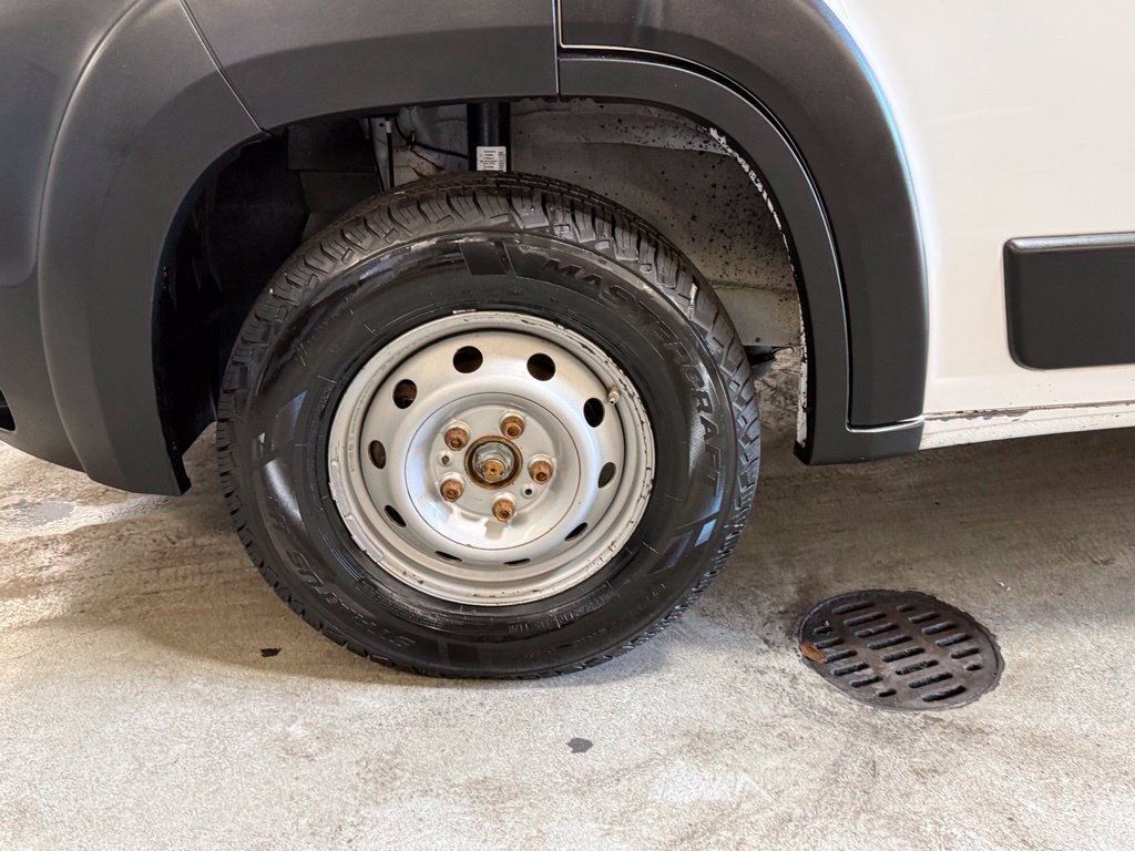 Used 2020 RAM ProMaster 2500 FWD image 32