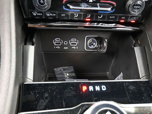 New 2025 Jeep Grand Cherokee Laredo RWD image 27