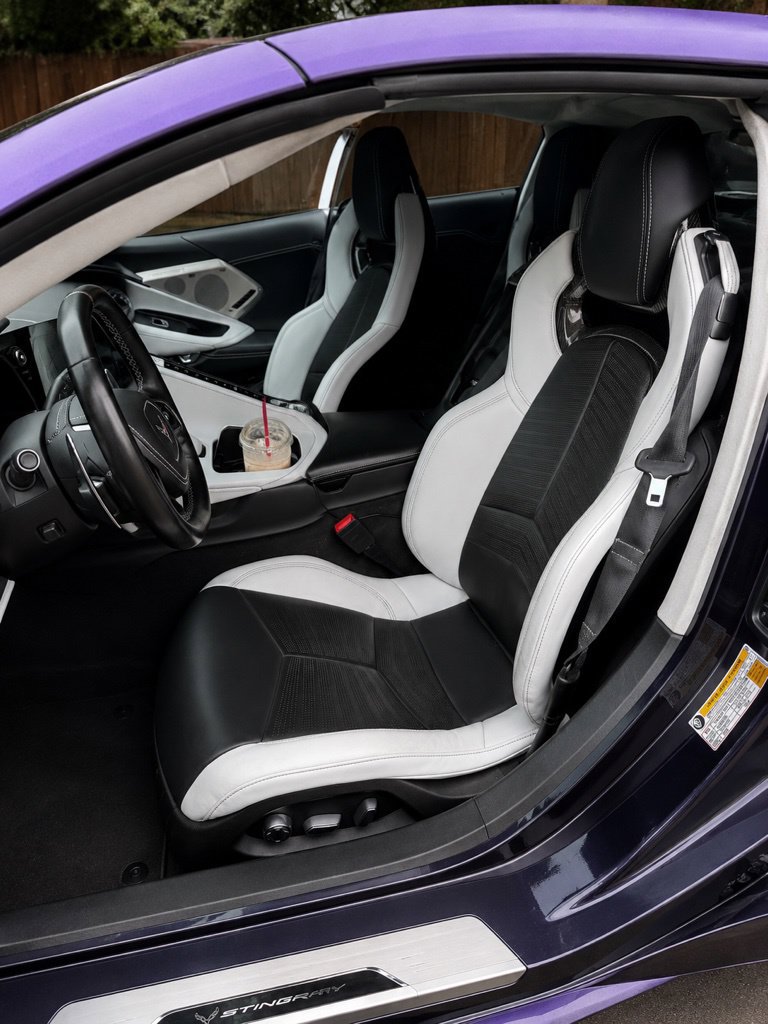 Used 2020 Chevrolet Corvette Stingray Premium Cpe w/ 3LT Preferred Equipment Group RWD image 11