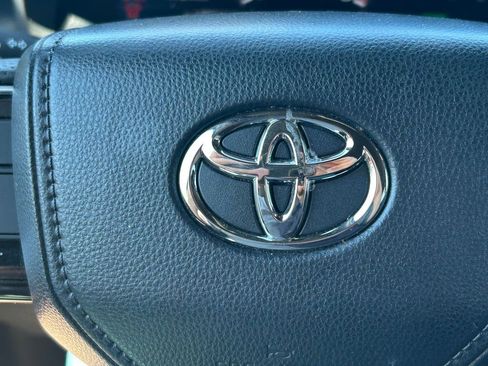 Used 2023 Toyota Sequoia Platinum RWD image 50