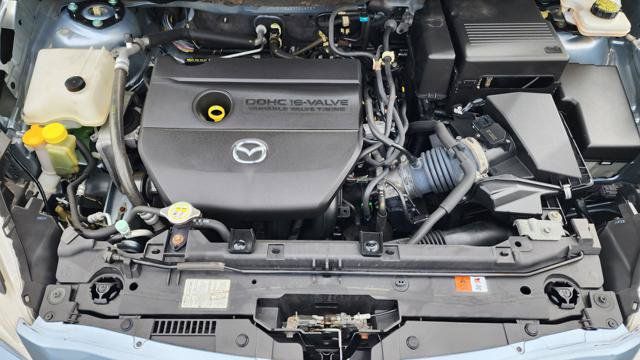 Used 2012 MAZDA MAZDA5 Sport FWD image 25
