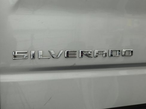 Used 2022 Chevrolet Silverado 1500 Custom image 28