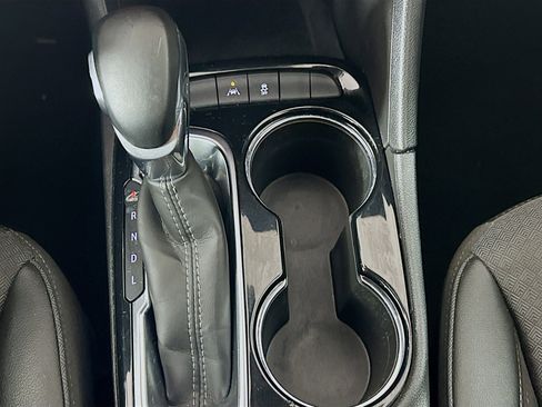 Used 2025 Buick Encore GX Preferred image 25