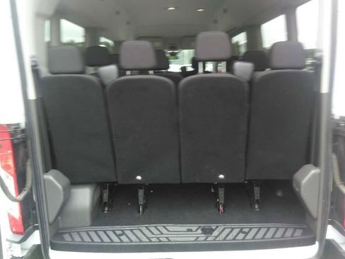 Used 2024 Ford Transit 350 XLT RWD image 27