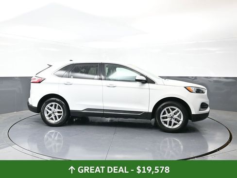 Used 2023 Ford Edge SEL image 4