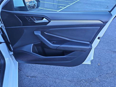 Used 2021 Volkswagen Jetta S w/ Driver Assistance Package image 27