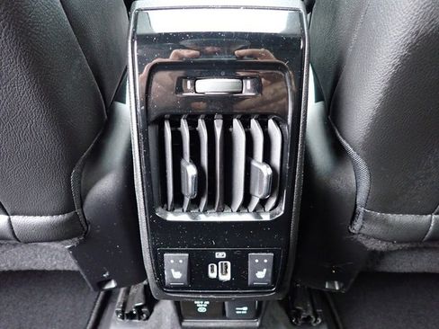 Used 2022 Jeep Compass High Altitude w/ (RED) Package image 15