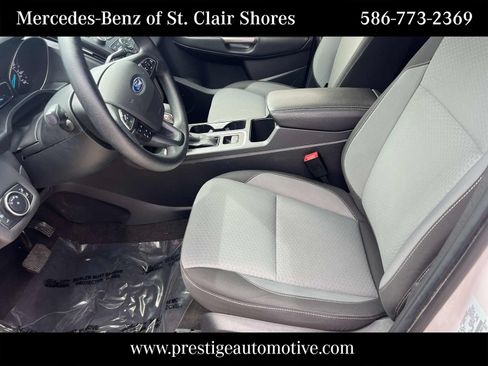 Used 2018 Ford Escape SE AWD/4WD image 19