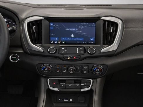 Certified 2024 GMC Terrain SLT w/ Infotainment Package II AWD/4WD image 23