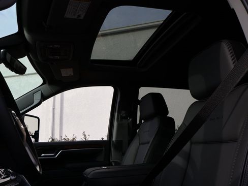 New 2026 GMC Sierra 3500 Denali w/ Denali Reserve Package image 48