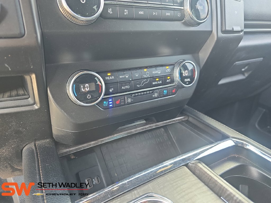 Used 2020 Ford Expedition Limited w/ Equipment Group 302A AWD/4WD image 25