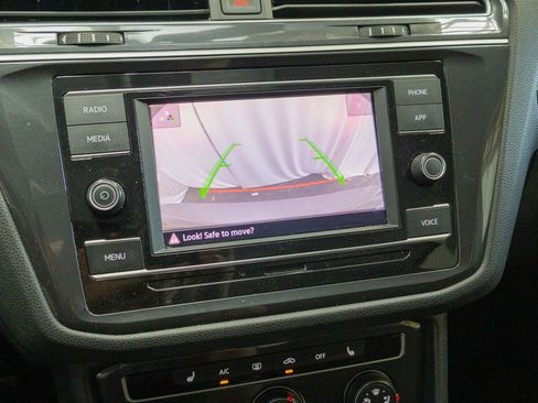 Used 2024 Volkswagen Tiguan S AWD/4WD image 19