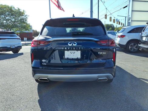 Certified 2023 INFINITI QX50 Luxe image 6