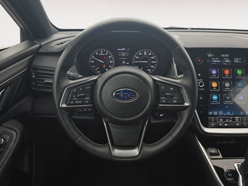 Used 2025 Subaru Outback Premium image 11