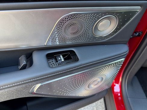 New 2026 Lincoln Nautilus Reserve image 19