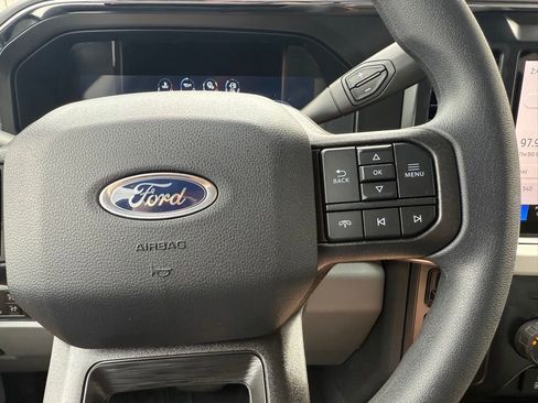 New 2026 Ford F250 XLT w/ XLT Premium Package AWD/4WD image 24