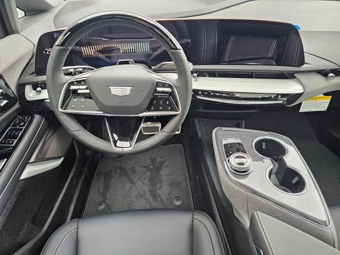 New 2026 Cadillac Optiq Luxury 1 RWD image 22