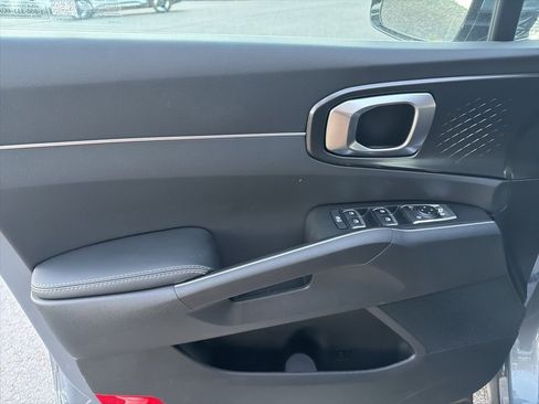 New 2025 Kia Sorento EX w/ Panoramic Sunroof Package image 26