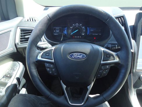 Used 2022 Ford Edge SEL w/ Convenience Package AWD/4WD image 12