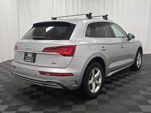 Used 2023 Audi Q5 2.0T Premium w/ Convenience Package image 6