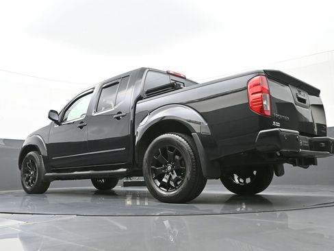 Used 2020 Nissan Frontier SV w/ Midnight Edition Floor Mats image 47