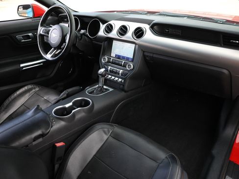 Used 2020 Ford Mustang Premium image 20