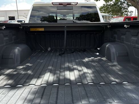 Used 2020 GMC Sierra 1500 Denali w/ Denali Ultimate Package RWD image 32