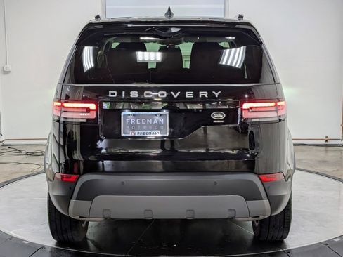 Used 2019 Land Rover Discovery SE AWD/4WD image 9