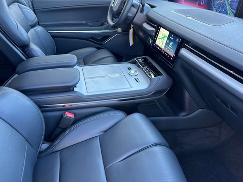 New 2025 Lincoln Navigator Reserve w/ Jet Appearance Package image 16