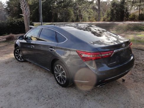Used 2018 Toyota Avalon XLE image 5