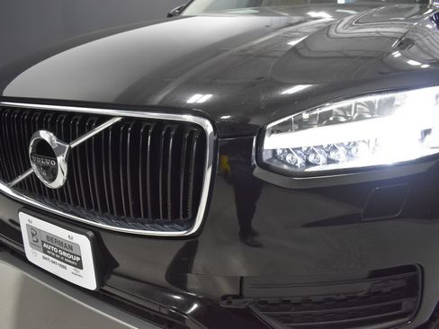 Used 2016 Volvo XC90 T6 Momentum w/ Momentum Plus Package AWD/4WD image 10