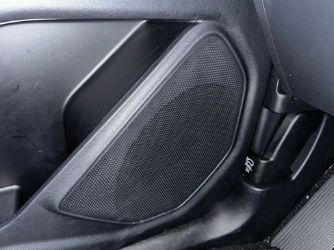 Used 2025 Ford Explorer ST-Line image 18