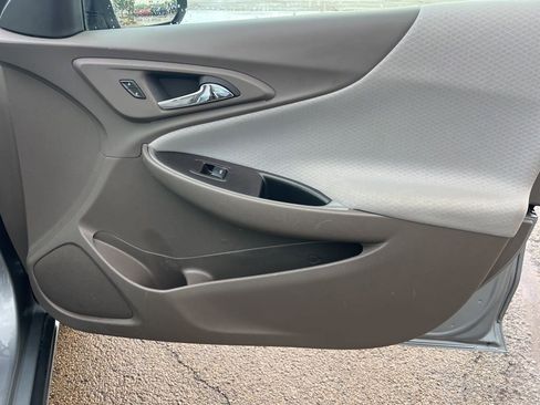 Used 2025 Chevrolet Malibu LT FWD image 20