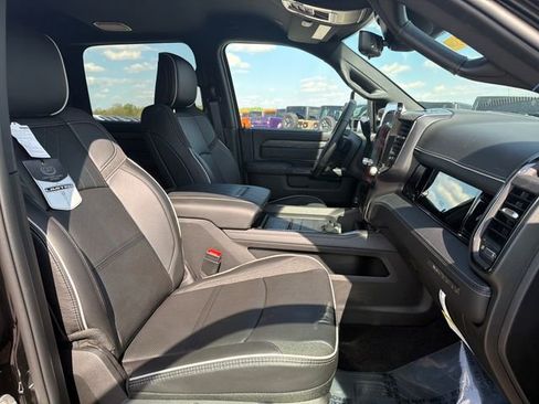 New 2026 RAM 3500 Limited AWD/4WD image 35