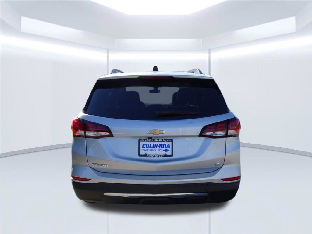 Used 2022 Chevrolet Equinox LT FWD image 10