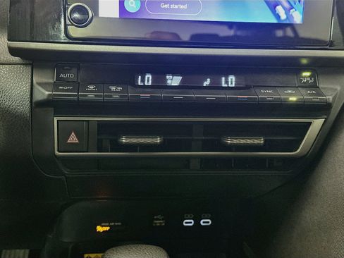 Used 2025 Toyota Camry LE FWD image 22