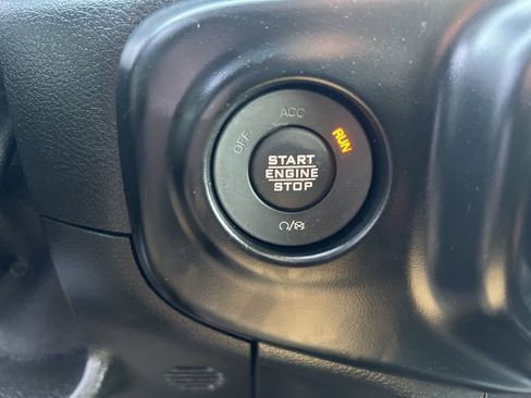 Used 2021 Jeep Wrangler Unlimited Sahara image 53