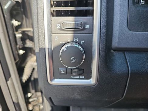 Used 2016 RAM 1500 Big Horn image 24