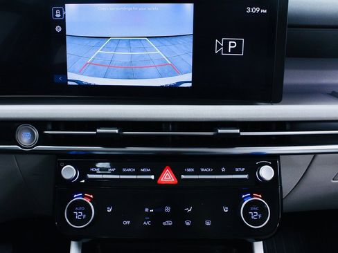 Used 2025 Hyundai Tucson SEL image 18