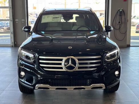 New 2026 Mercedes-Benz GLB 250 4MATIC image 7