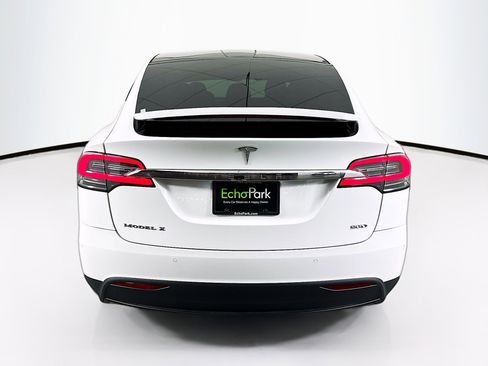 Used 2016 Tesla Model X 90D image 7