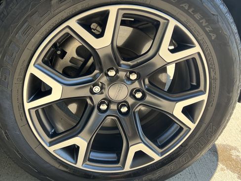 Used 2023 Jeep Wagoneer Series III w/ Preferred Equipment Group image 12